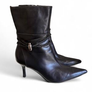 Charles By Charles David Black Leather Pointed Toe Ankle Boot Size 9